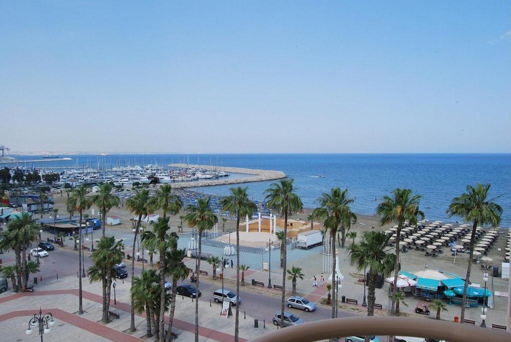 Apartment,Near The Beach Pinikoudes Larnaca Esterno foto